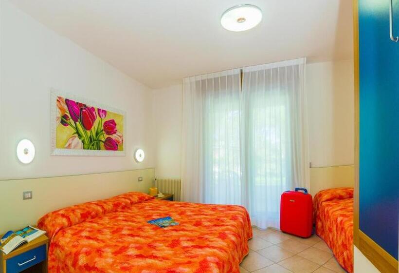 Вилла 2 Спальни, Villaggio Mare Blu