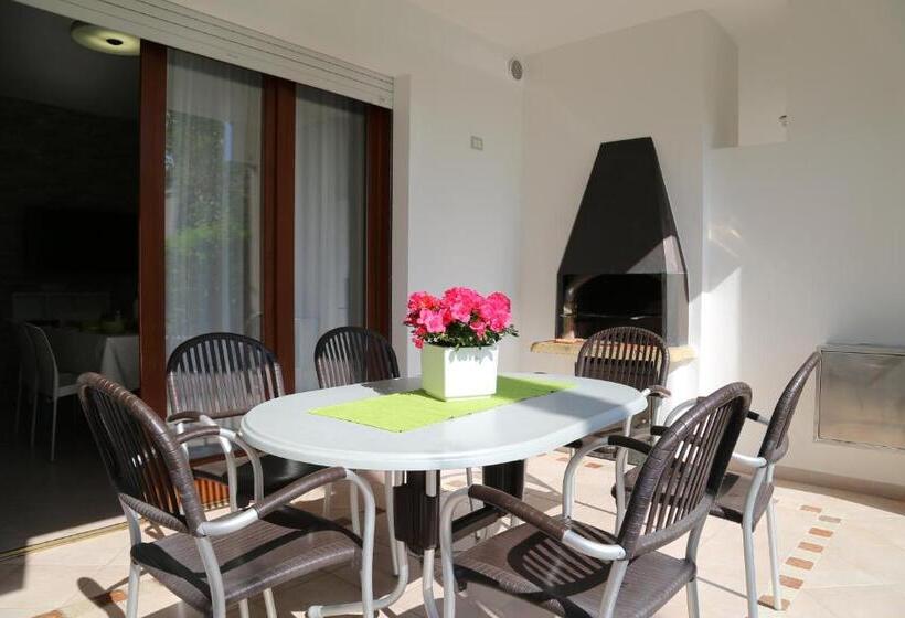 Вилла Superior 1 Спальня, Villaggio Mare Blu