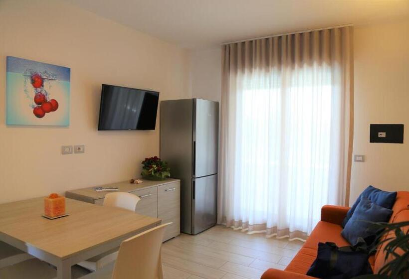 バルコニー付き１ベッドルームアパートメント, Villaggio Mare Blu