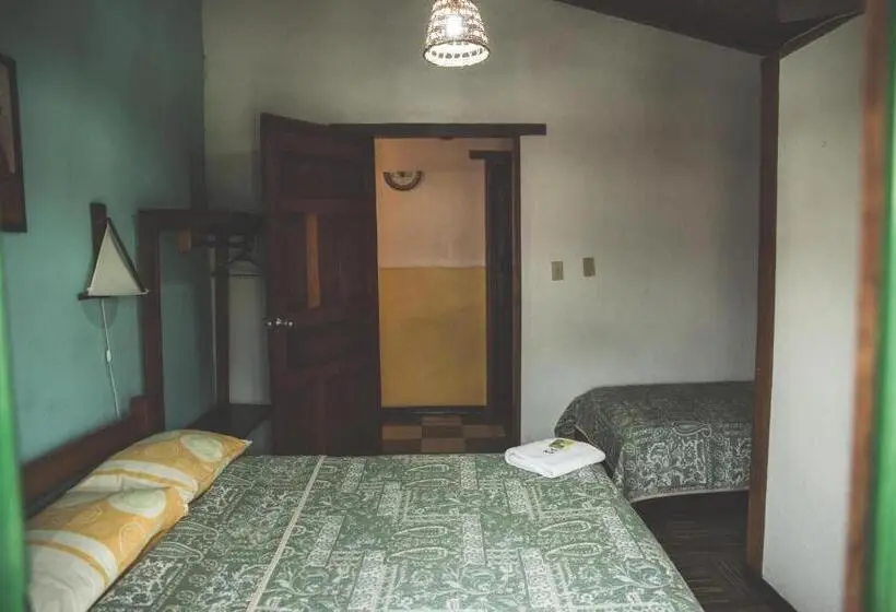 スタンダードトリプルルーム, Hostal Las Palmas