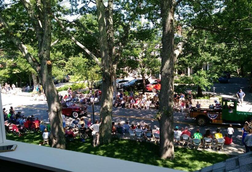 غرفة قياسية رباعية, The Inn On Mount Desert