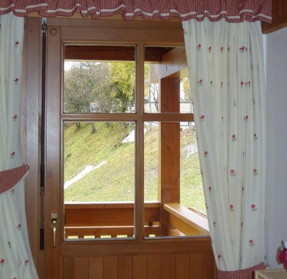 带3个卧室的公寓, Appartamenti Loretta