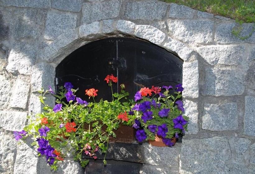 آپارتمان 2 خوابه, Stocknerhof