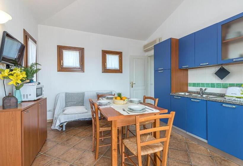 带2个卧室带海景的公寓, Le Dimore Di Nettuno   Happy Rentals