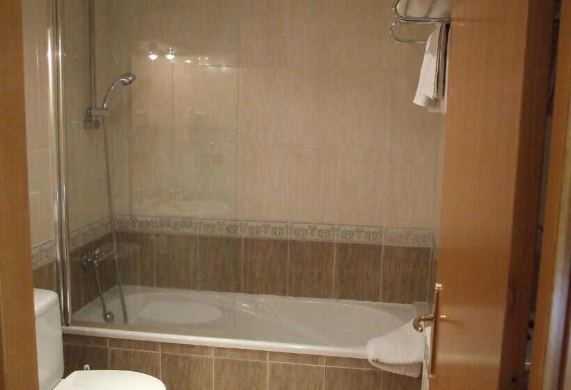 标准间, Hostal Mont Rock