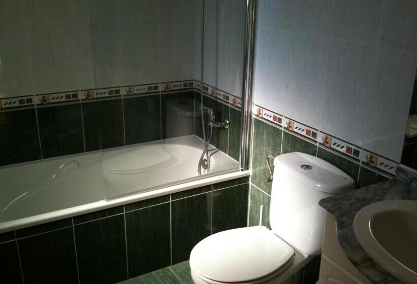 标准间, Hostal Mont Rock