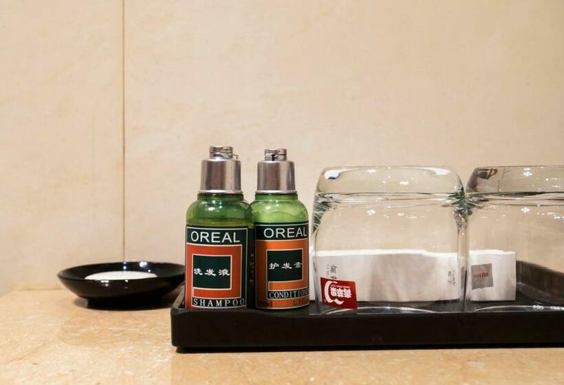 Номер Deluxe, The Palace Service Apartment Beijing