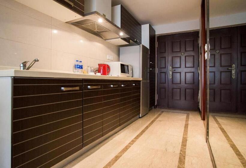 Номер Deluxe, The Palace Service Apartment Beijing