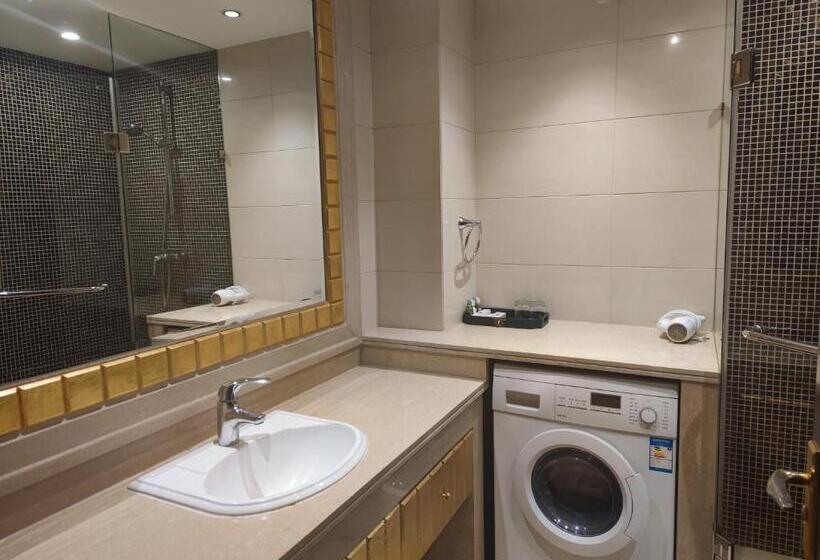 Студио Стандарт с Террасой, The Palace Service Apartment Beijing