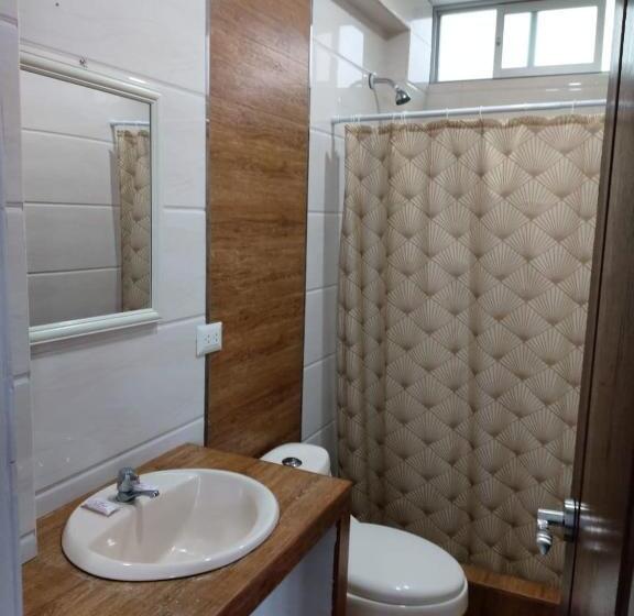 آپارتمان 1 خوابه با بالکن, Y Restaurante Roma