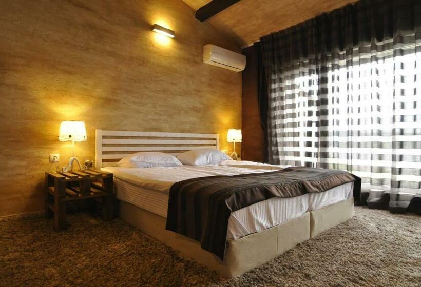Люкс Дюплекс, Aparthotel Seasons Glavatarski Han
