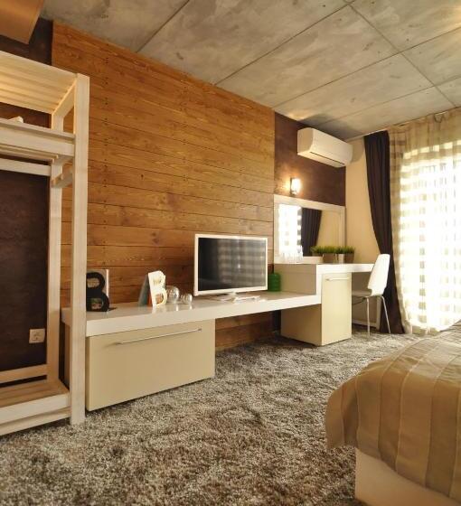 סוויטה משפחתית, Aparthotel Seasons Glavatarski Han