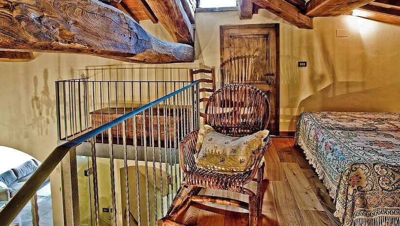 3ベッドルームアパートメント, Terra Di Michelangelo