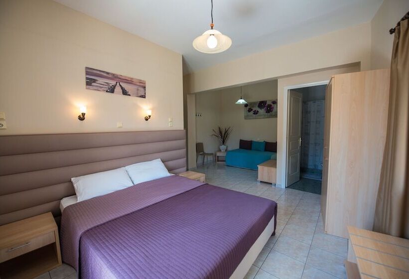 اتاق لوکس چهار تخته, Theano