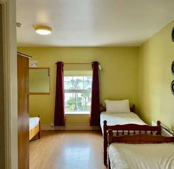 Chambre Familiale, An Stór Townhouse