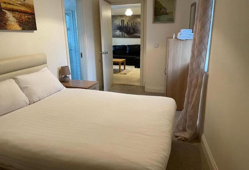 חדר סטודיו סטנדרד, An Stór Townhouse