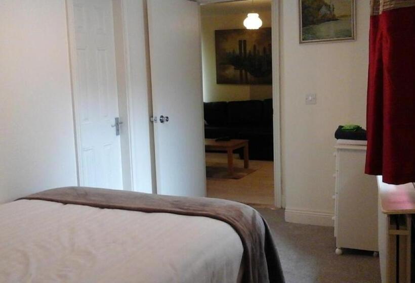 חדר סטודיו סטנדרד, An Stór Townhouse