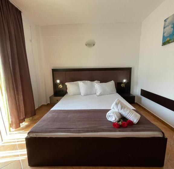 발코니 수피리어 룸, Ametist Casa Leului