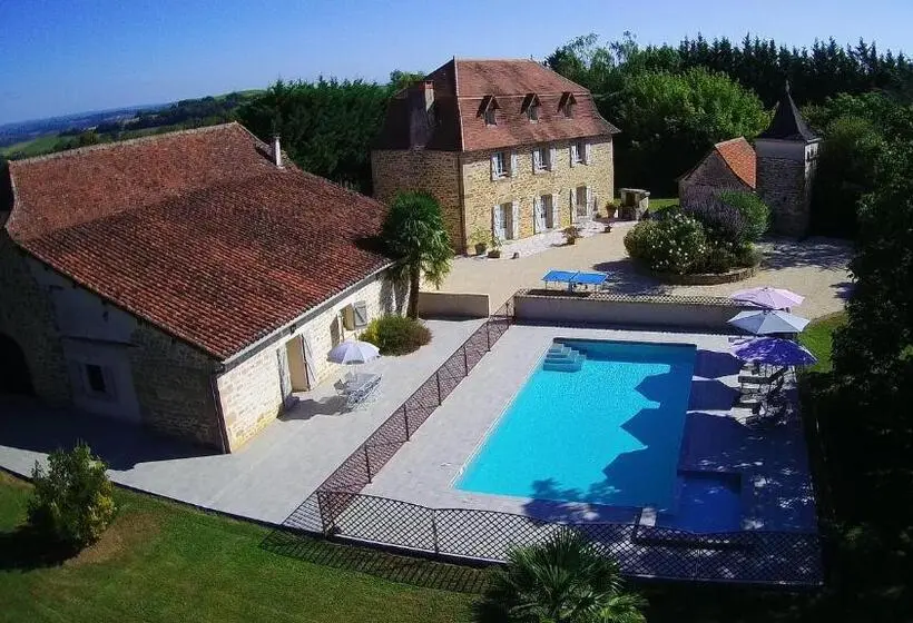 キャビン, Domaine De L'asenon