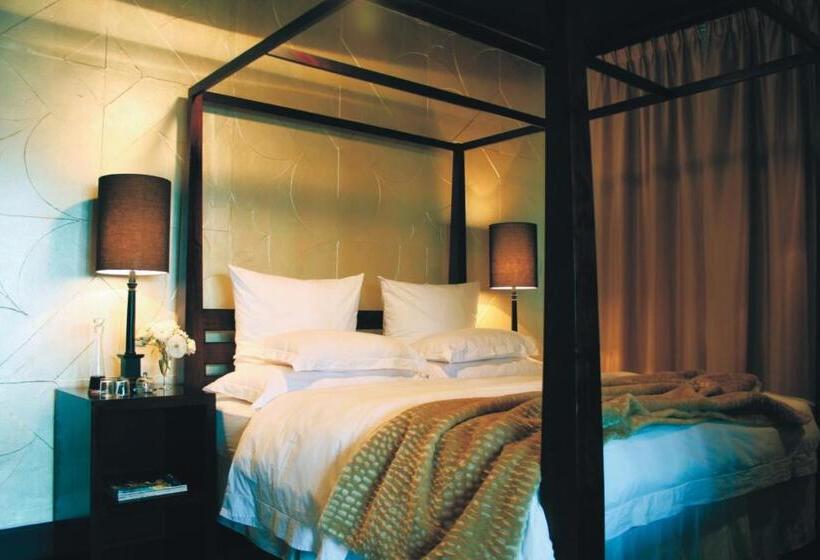 חדר דחוקס עם מיטת קינג, Firlane House