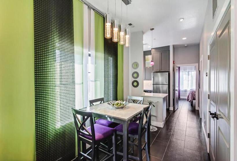 جناح, Aspenwood Manor South