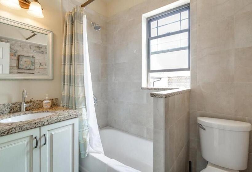 فيلا غرفة نوم واحدة, Aspenwood Manor South