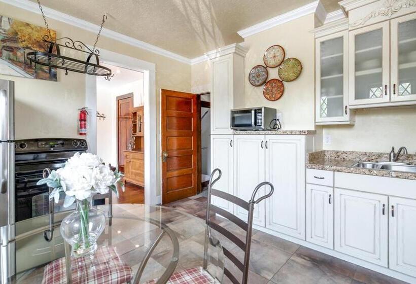 فيلا غرفة نوم واحدة, Aspenwood Manor South