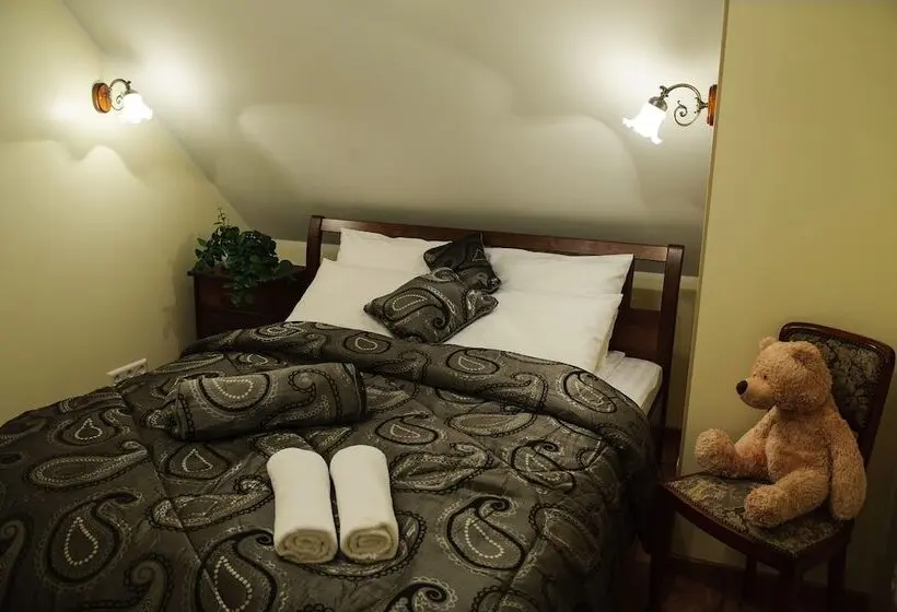 اتاق خانوادگی, Embrace Hotel & Apartments