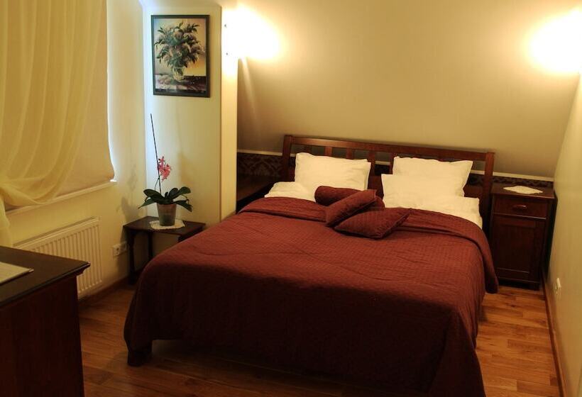 اتاق خانوادگی, Embrace Hotel & Apartments