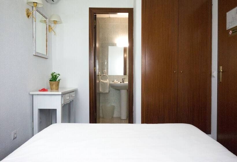 חדר יחיד פנימי, Mireia