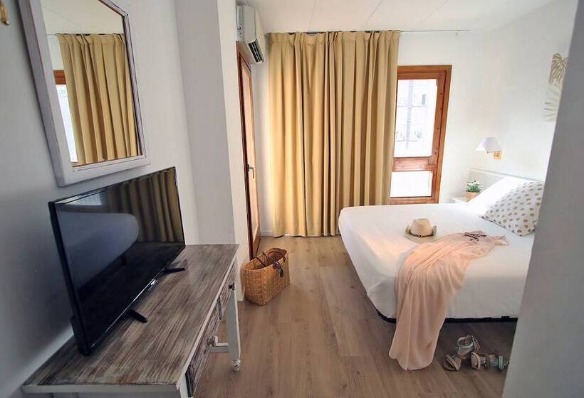 חדר סטנדרט עם טרסה, Mireia