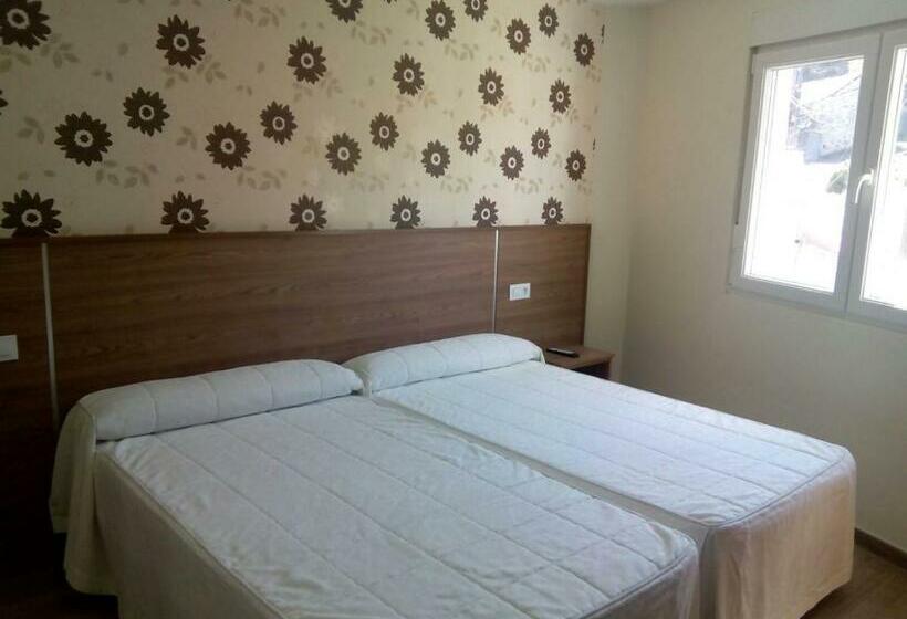 스탠다드 룸, Pensión Costiña