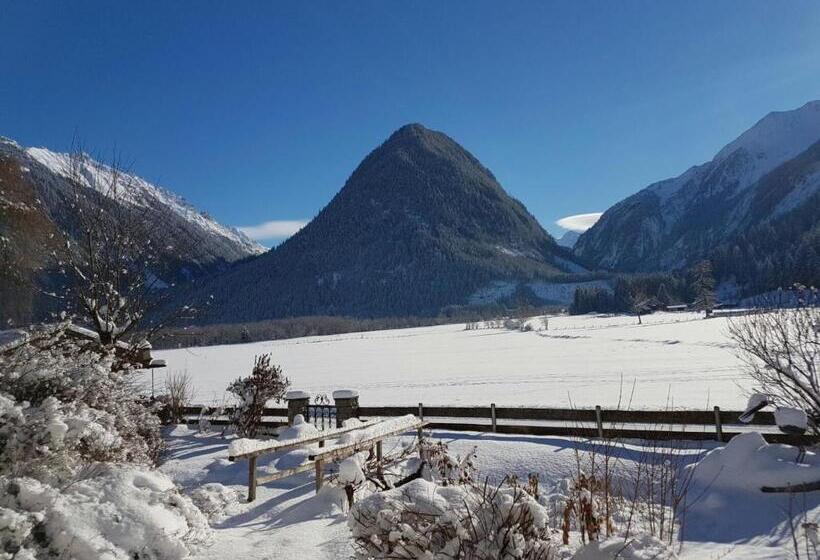 バルコニー付きスタンダードルーム, Gästehaus Scharler