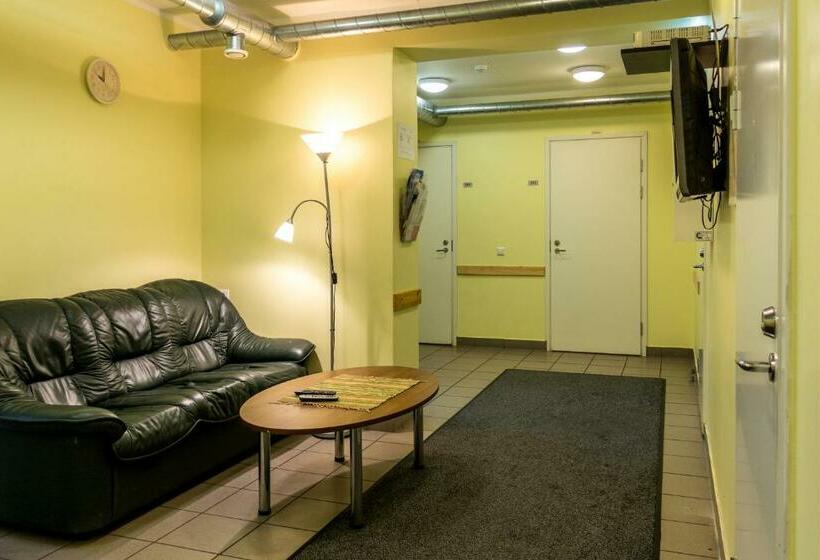 اتاق اکونومی, Guesthouse Rehab