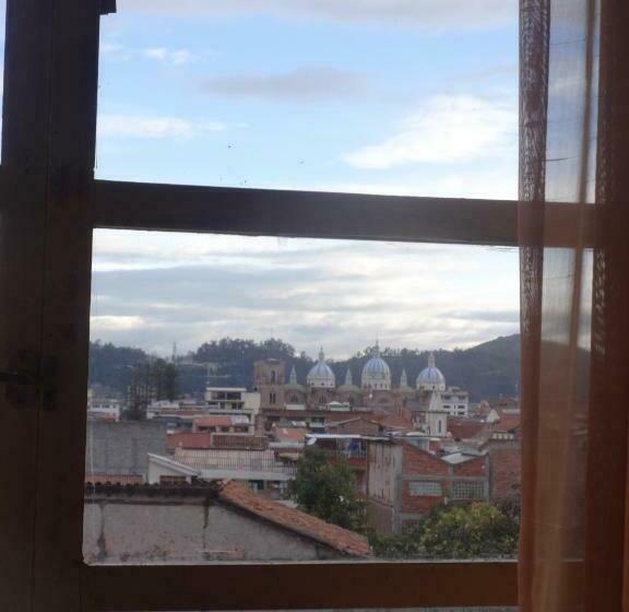 Номер Стандарт, La Querencia