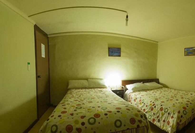 スタンダードトリプルルーム, La Querencia