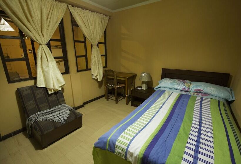 Quarto Estandar, La Querencia