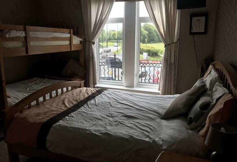 Семейный Номер, Manor View