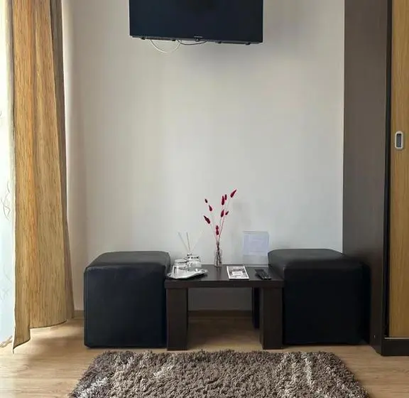 اتاق سوپریور سه تخته, Pensiunea Andra