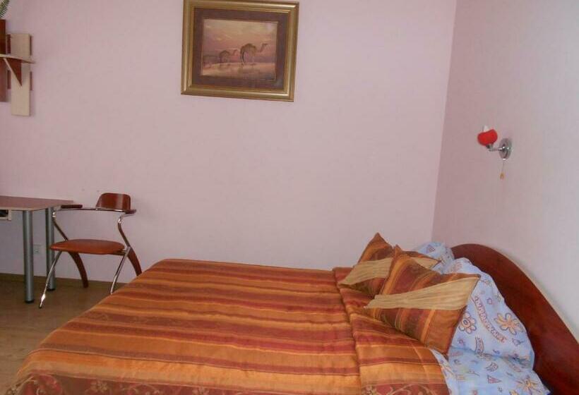 اتاق استاندارد, Rugelis