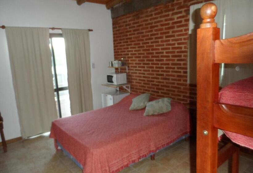 Quarto Quádruplo Estandar, La Casona