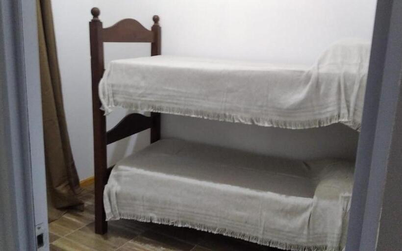 اتاق دوبلکس, La Casona