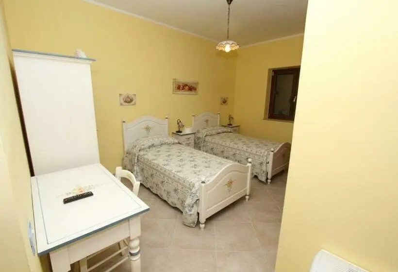 スタンダードルーム, Azienda Agrituristica La Tenuta Del Falco