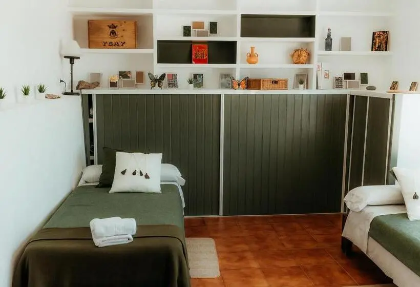 1 Sovrums Lägenhet Havsutsikt, Hostal Africa