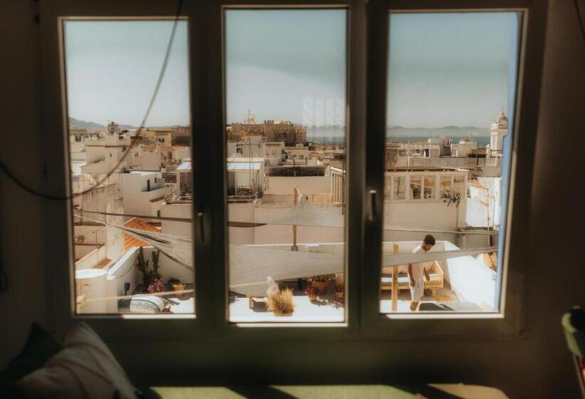 آپارتمان 1 خوابه با چشمانداز دریا, Hostal Africa