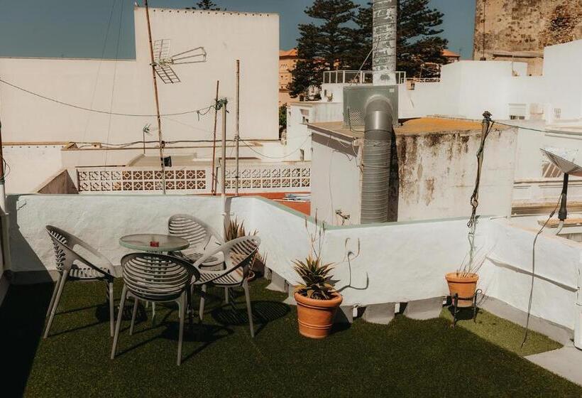 آپارتمان 1 خوابه با چشمانداز دریا, Hostal Africa