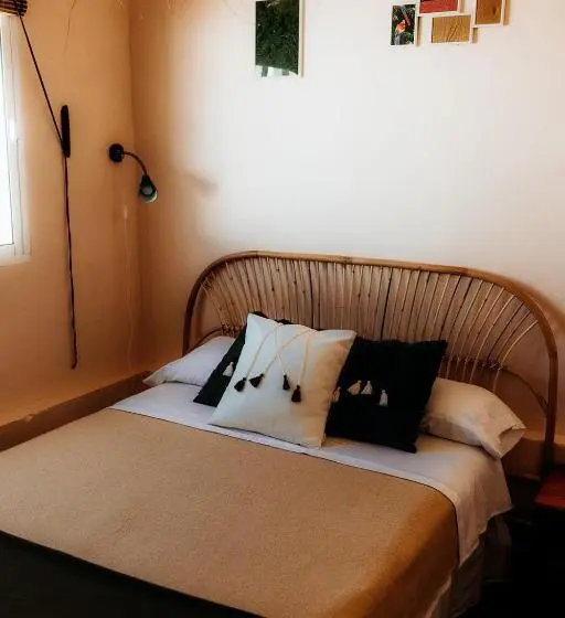 1 Sovrums Lägenhet Havsutsikt, Hostal Africa
