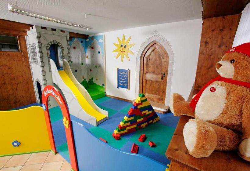 Апартаменты 2 Спальни, Residence Peniè