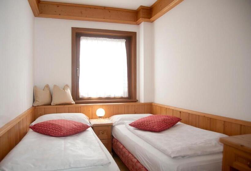 Апартаменты 2 Спальни, Residence Peniè