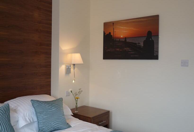 חדר סטנדרט, The Woodvale